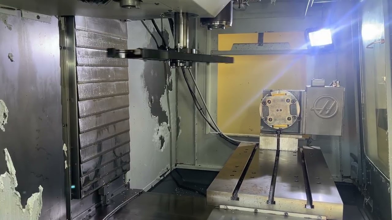 Haas VF-2SSYT CNC Vertical Machining Center – 2018 4th Axis Mill