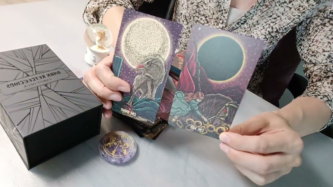 NEW 2023 Dark Reflection's Tarot card deck review