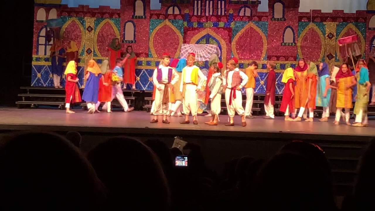 Aidan in Babkak, Omar, Aladdin, Kassim
