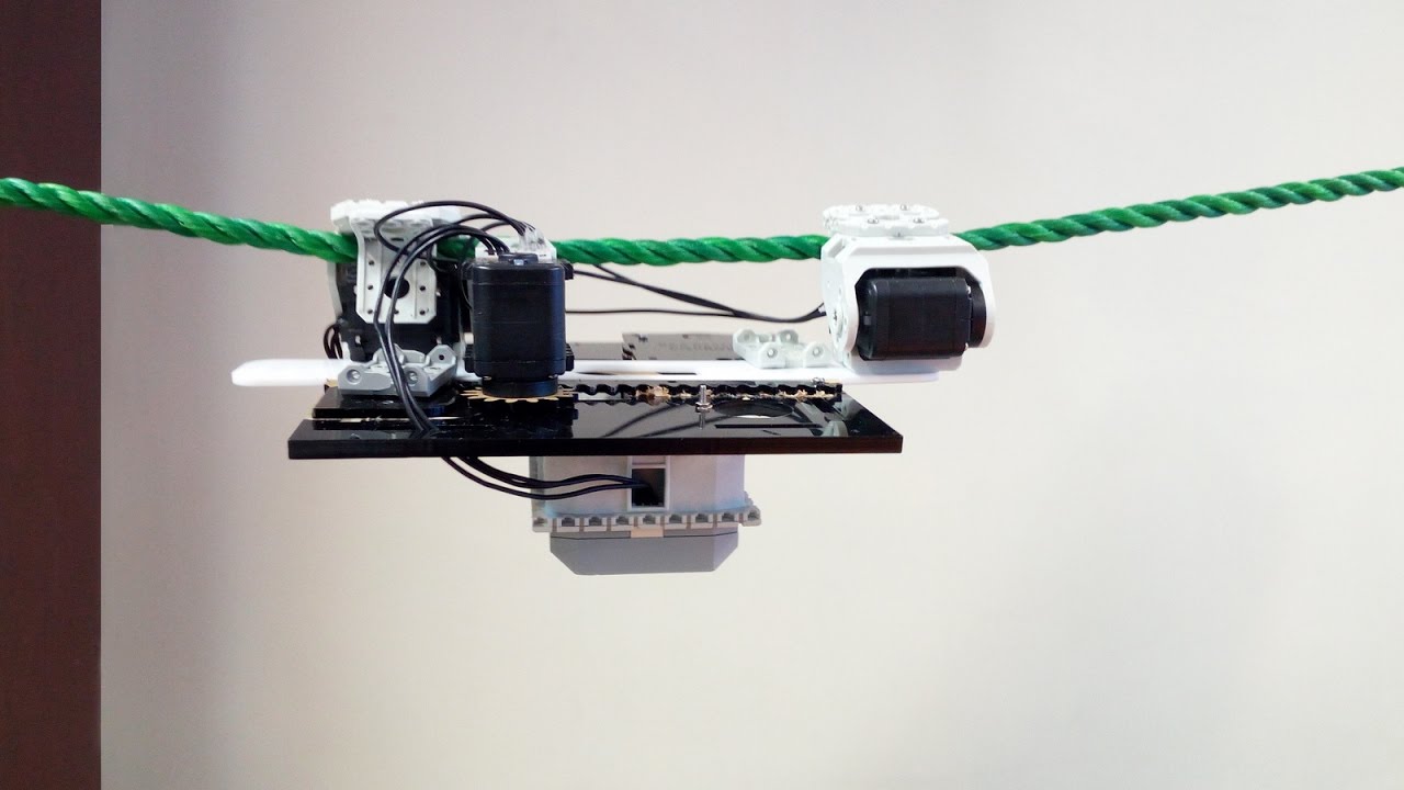 [PishRobot] Rope Climbing Robot
