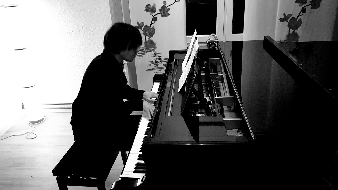 #Pianoschool #Korolev #Singingpiano Sergey Korolev plays 