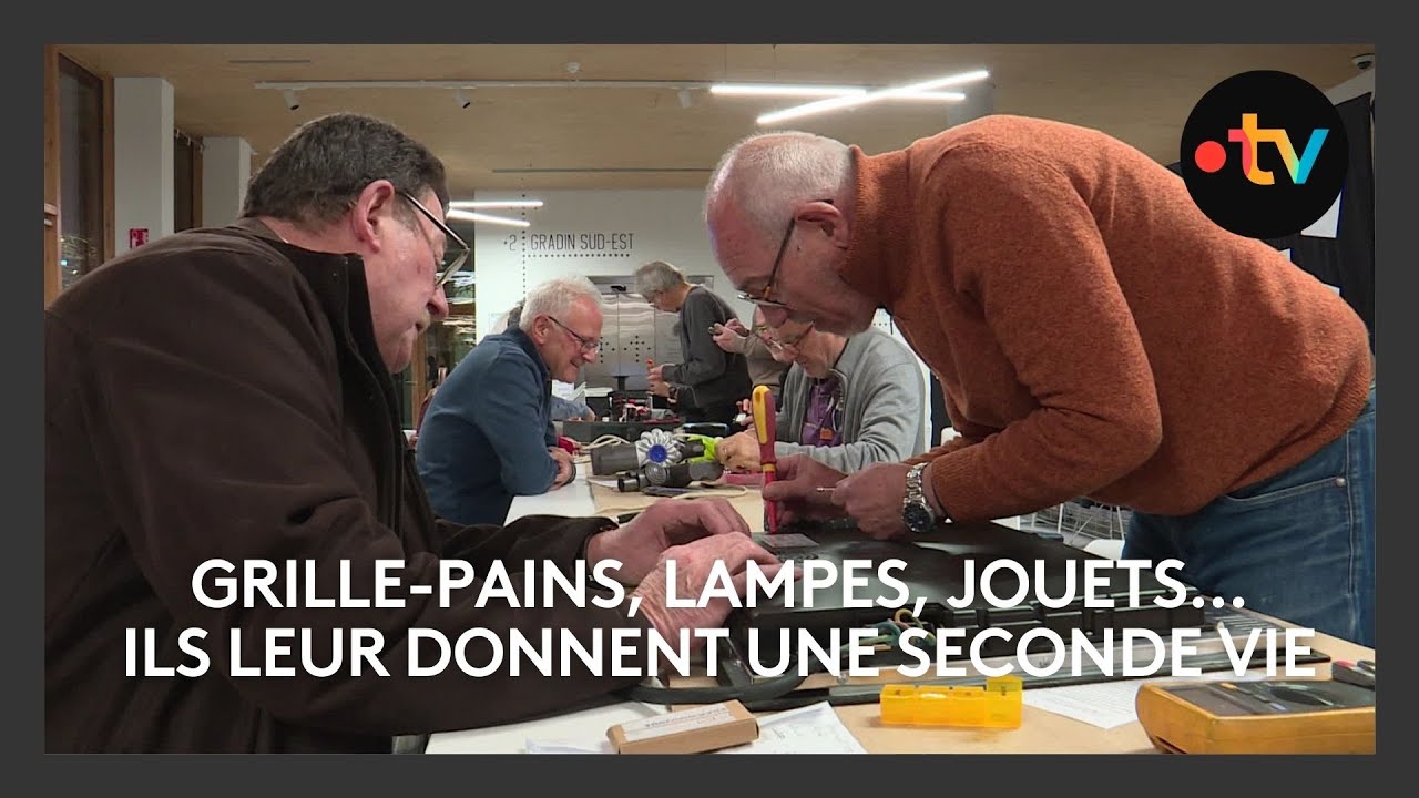 VIDÉO - Ne jetez plus vos outils abîmés, les bénévoles du Repair Café les réparent avec vous