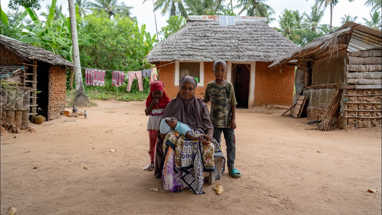 Give poverty-busting pineapples this Harvest | Fundraising appeal video