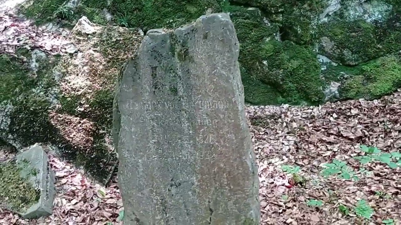 Cmentarz rodowy  Bergmanów w Wojcieszowie.