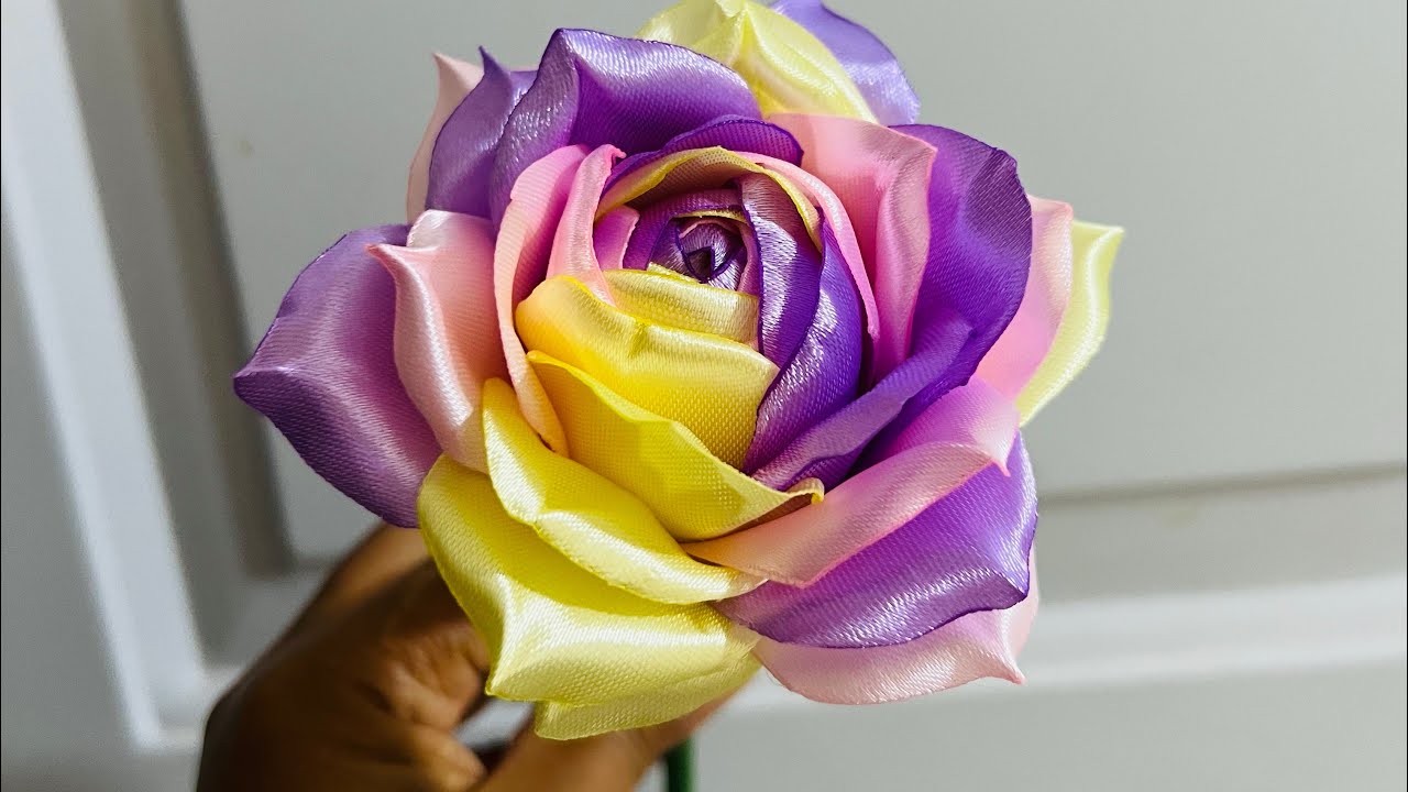 SECRETOS PARA QUE TUS ROSAS TE QUEDEN BONITAS 