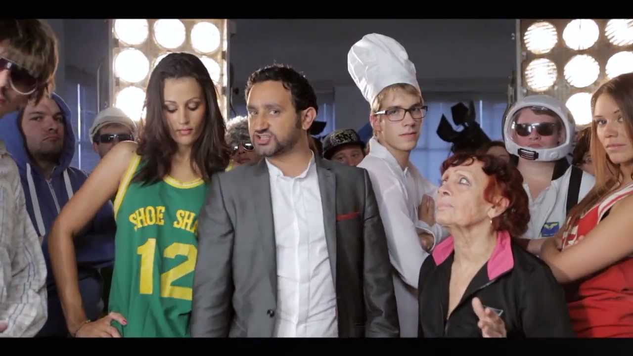 Cyril HANOUNA - La danse de l'épaule, Hanouna Style ( Clip officiel )