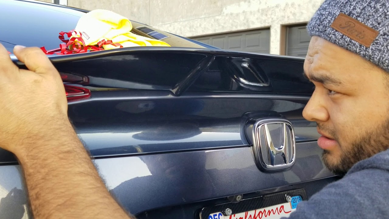 instalando una colita de pato o spoiler 10th generation civic