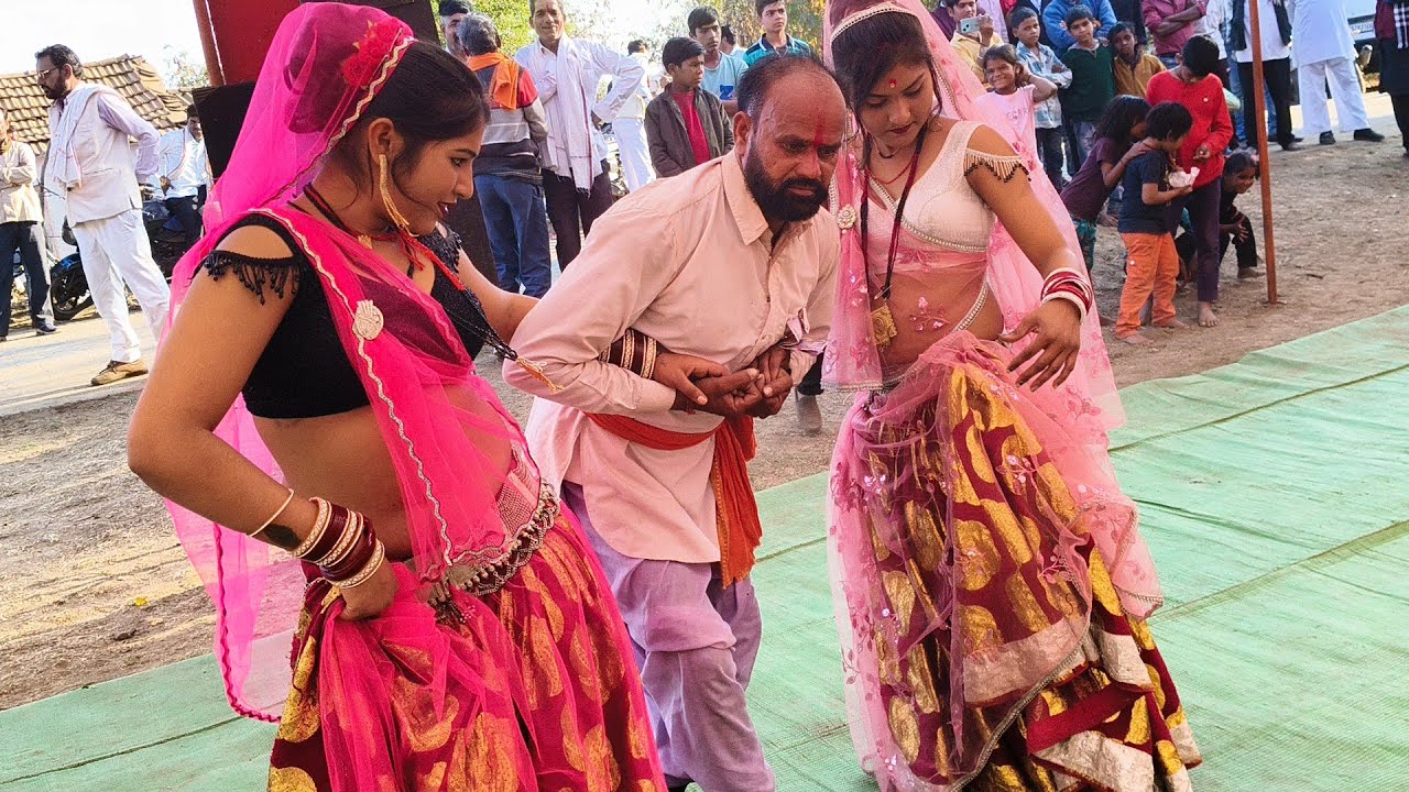 New garden, new brother-in-law, new lover has come || Ramesh Vishwakarma ji Bundeli Rai।.