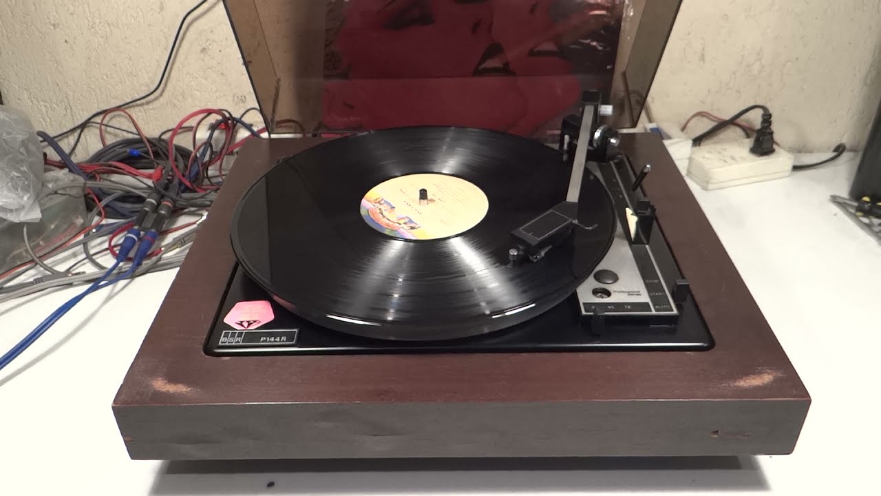 BANDEJA GIRADISCOS TORNAMESA TURNTABLE BSR P144R GREAT BRITAIN 1974 LIPPS INC