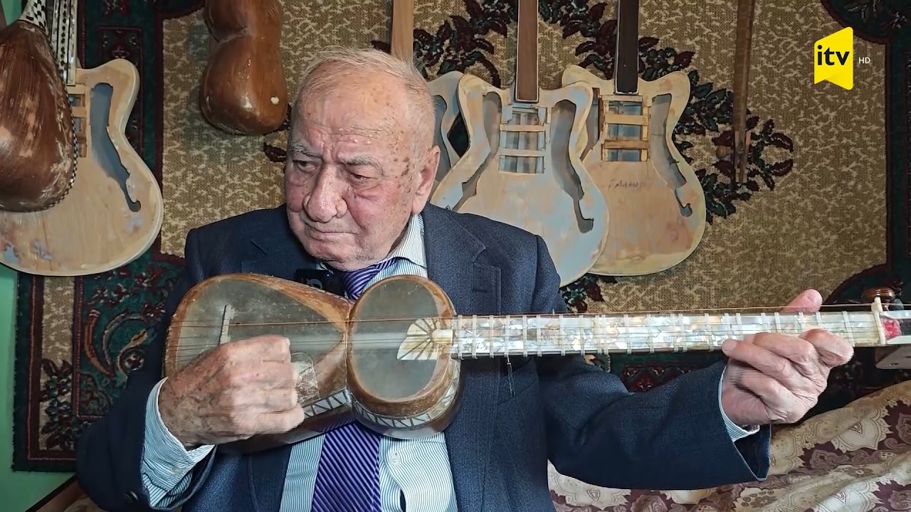 92 yaşlı tar ustası və ifaçısı Rəhman Məlikov