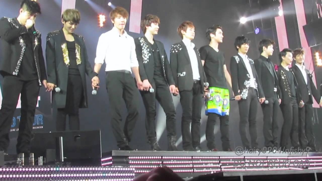 [HD FANCAM] 120218 SS4 SG - Ending - Hae looks at my camera?