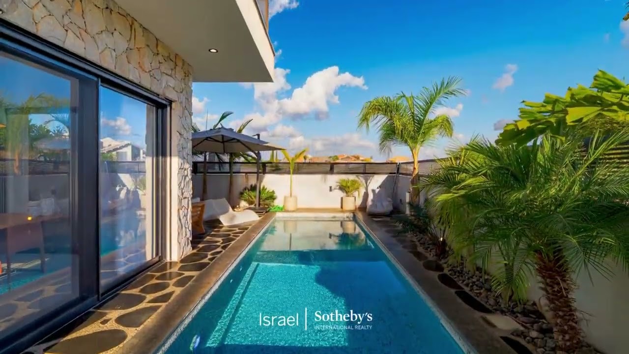 Luxury Private House with Pool in Tirat Shalom, Ness Ziona | Israel Sotheby’s International Realty