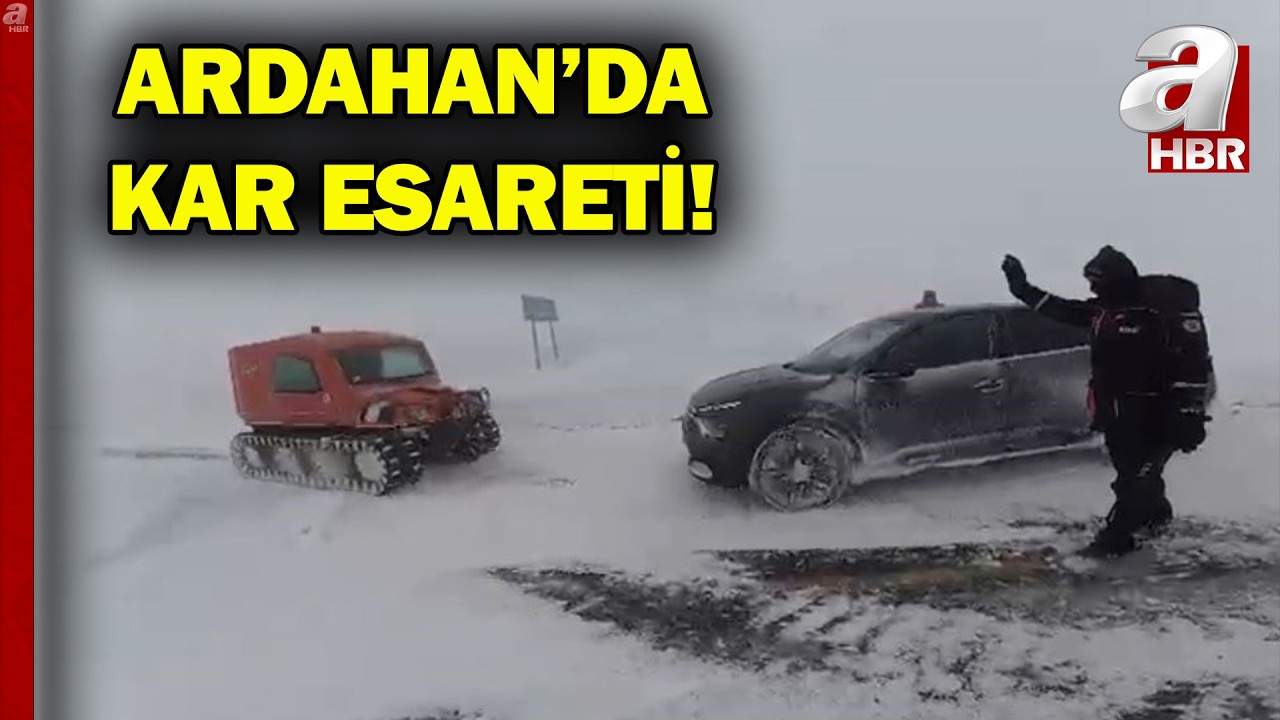 Ardahan'da Kar Esareti! AFAD, Yolda Kalan 11 Aracı Kurtardı! İşte O G&ouml;r&uuml;nt&uuml;ler... | A Haber