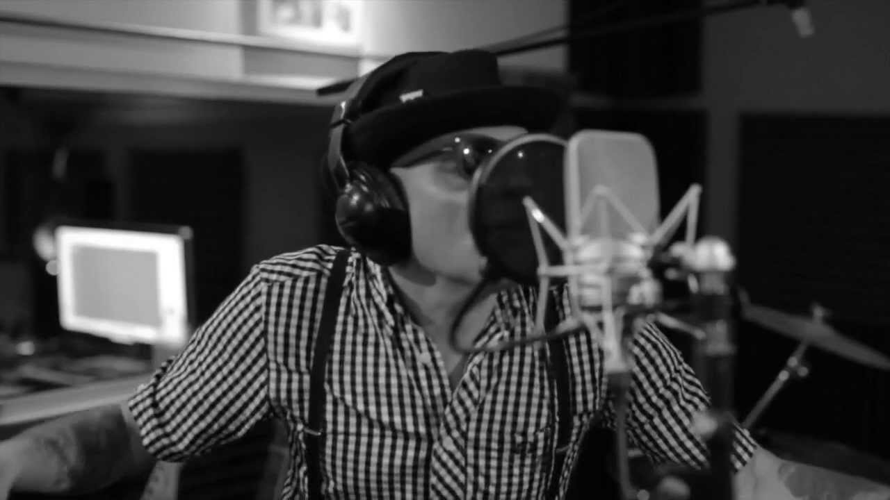 The Rifffs - Start the Revolution (OFFICIAL MUSIC VIDEO)