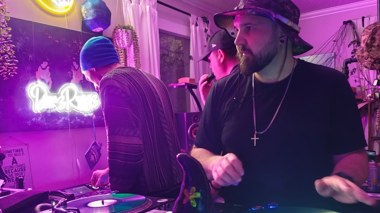 Yeg Groove Session 03, Deezruggz Birthday Special Episode 01/.   Denenenen b2b High Sobriety