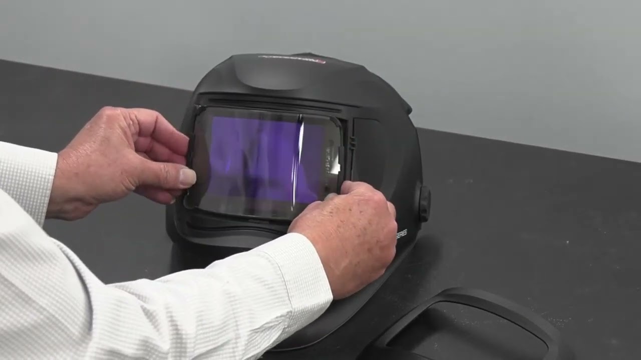 Battery Replacement on our Viking 3250D FGS Helmet Lincoln Electric