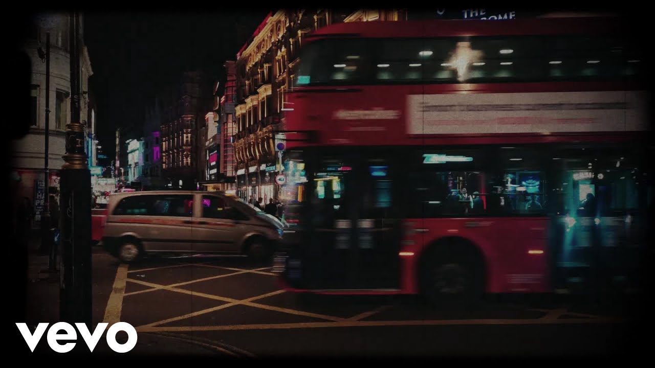 Tom Davis - LOST IN A LONDON FOG (Official Music Video)