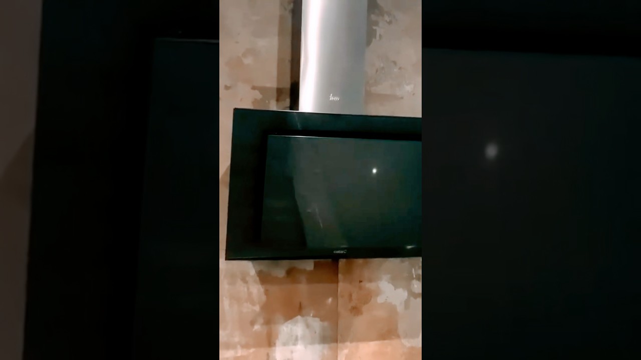 Como colocar una campana extractora de dise&ntilde;o de cristal cata thalassa