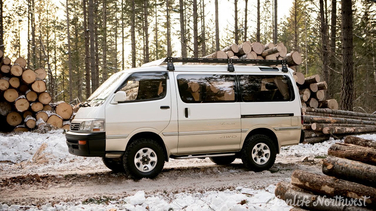 1993 TOYOTA Hiace Super Custom Limited