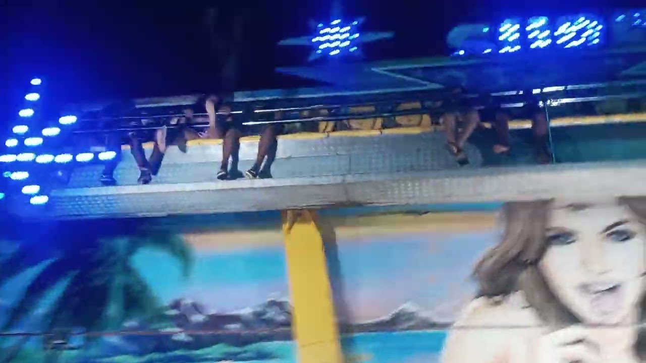 Noite de parque em Itamaracá Clarice aproveitando com as crianças
