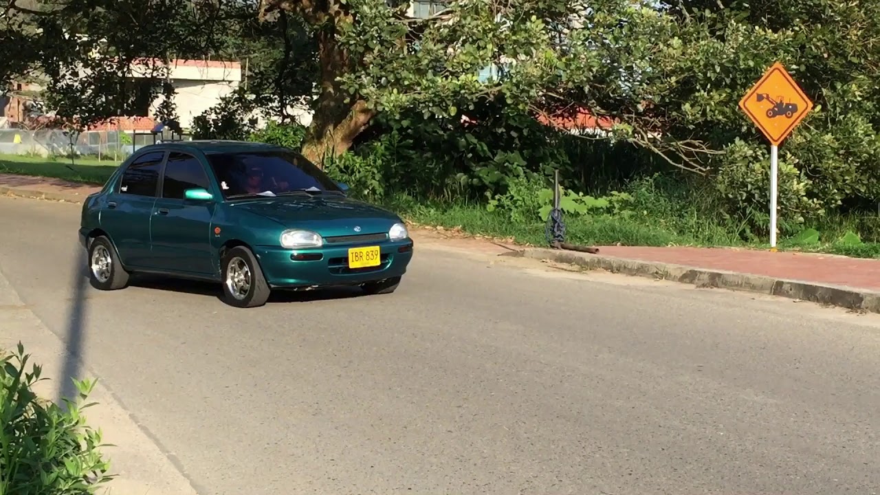 Mazda 121 Importado