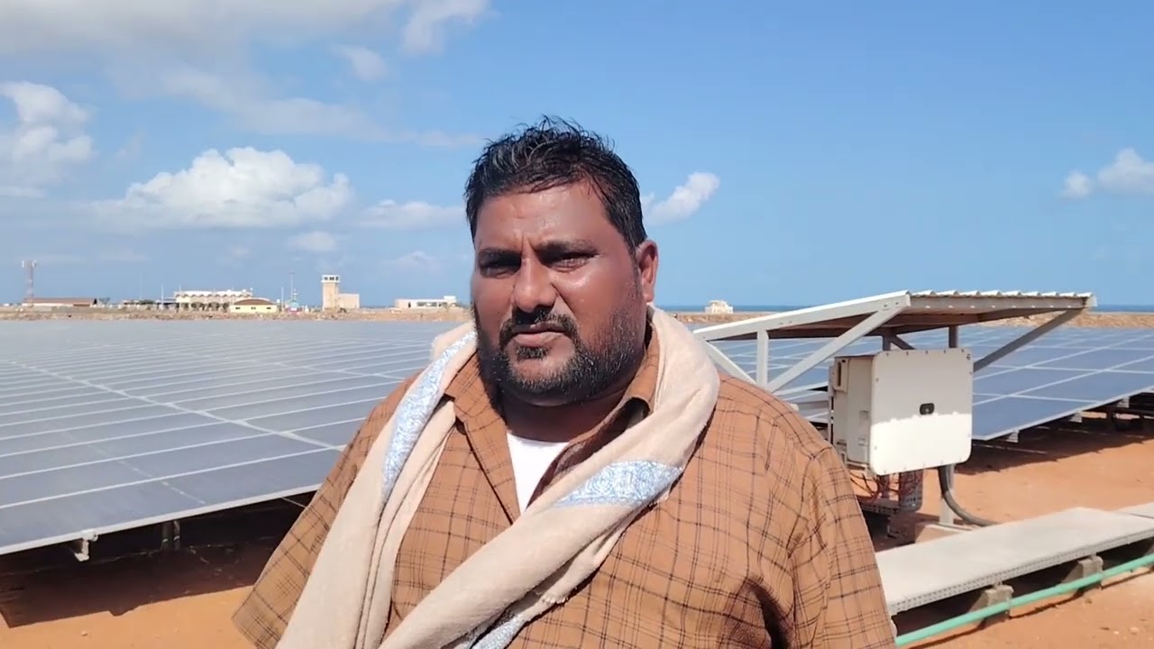 الدور الإماراتي الشقيق في رفد سقطرى بالخدمات 