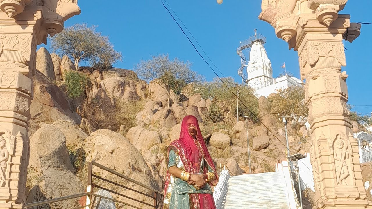 कल हम गये विरात्रा माता मंदिर 🚩🚩ll@deepikamarwadi 