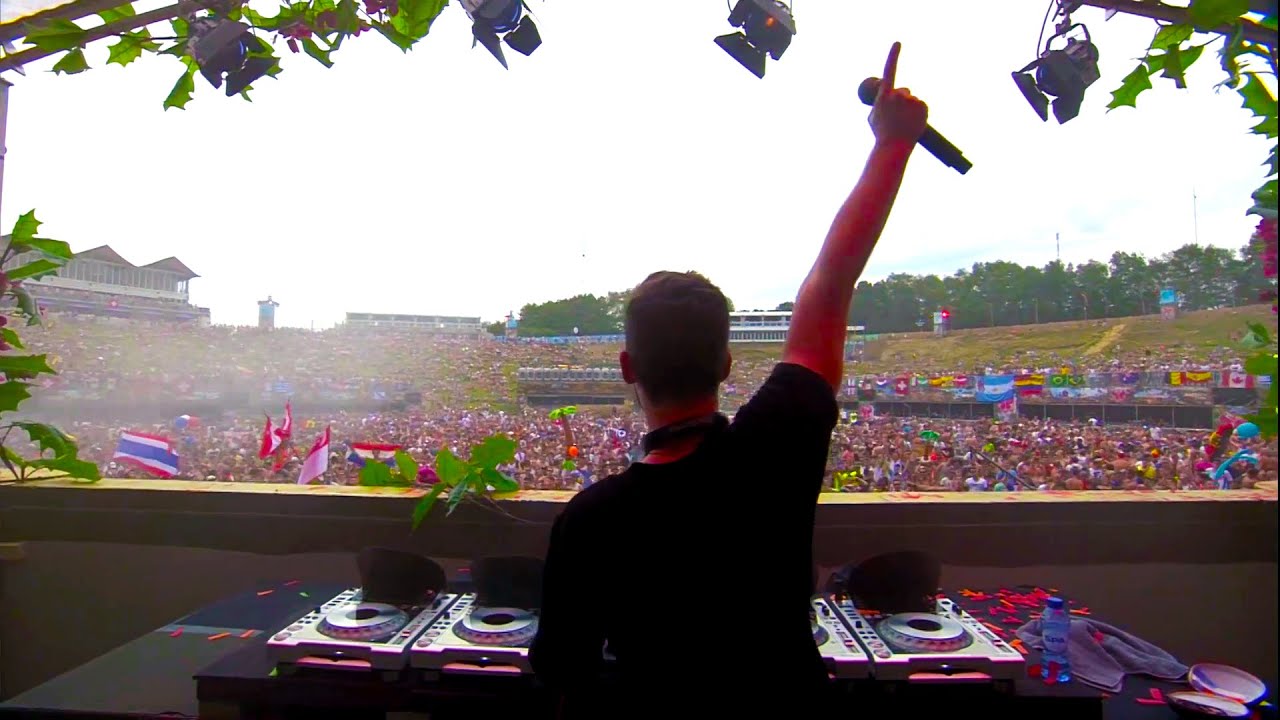 Dyro live at Tomorrowland 2014  [FULL HD]
