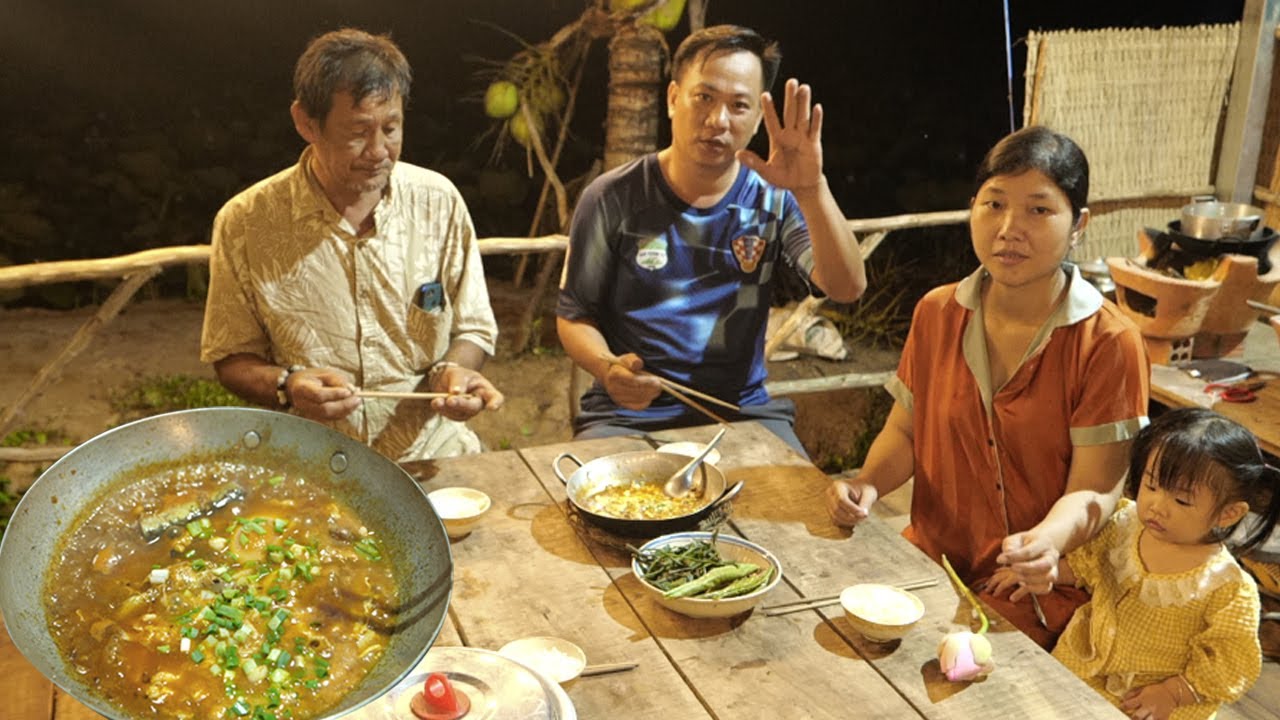 Cá mòi kho hột vịt bữa cơm quê đạm bạc 