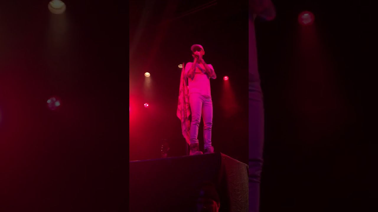 blackbear - gucci linen