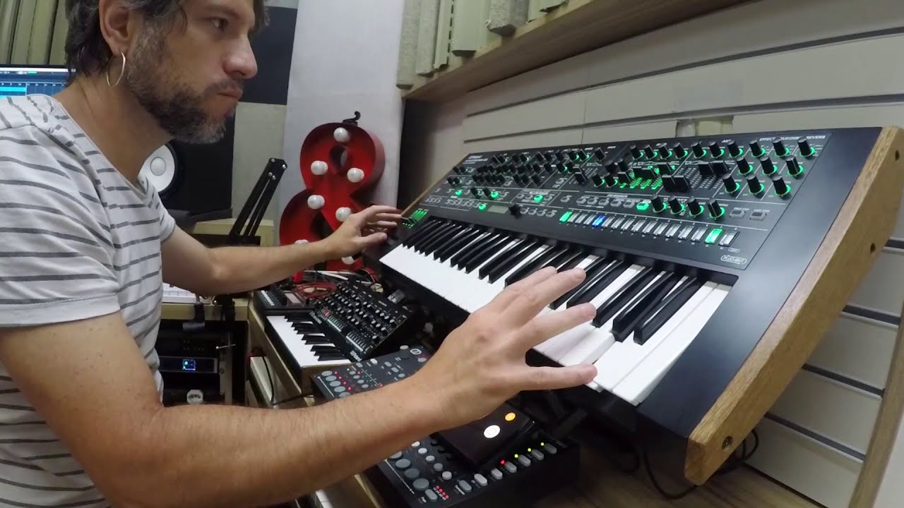 Juno 60 plugout on Roland System 8