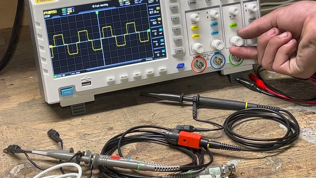 FNIRSI 1014D Digital Storage Oscilloscope review