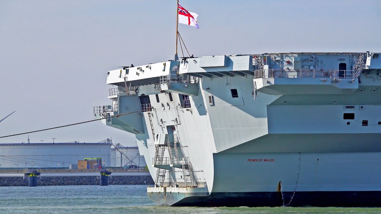 AIRCRAFT CARRIER DEPART FROM ROTTERDAM PORT - 4K SHIPSPOTTING MARCH 2024