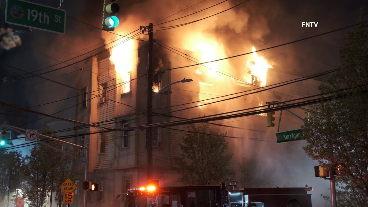4 Alarm Fire on 19th St. - Union City, NJ