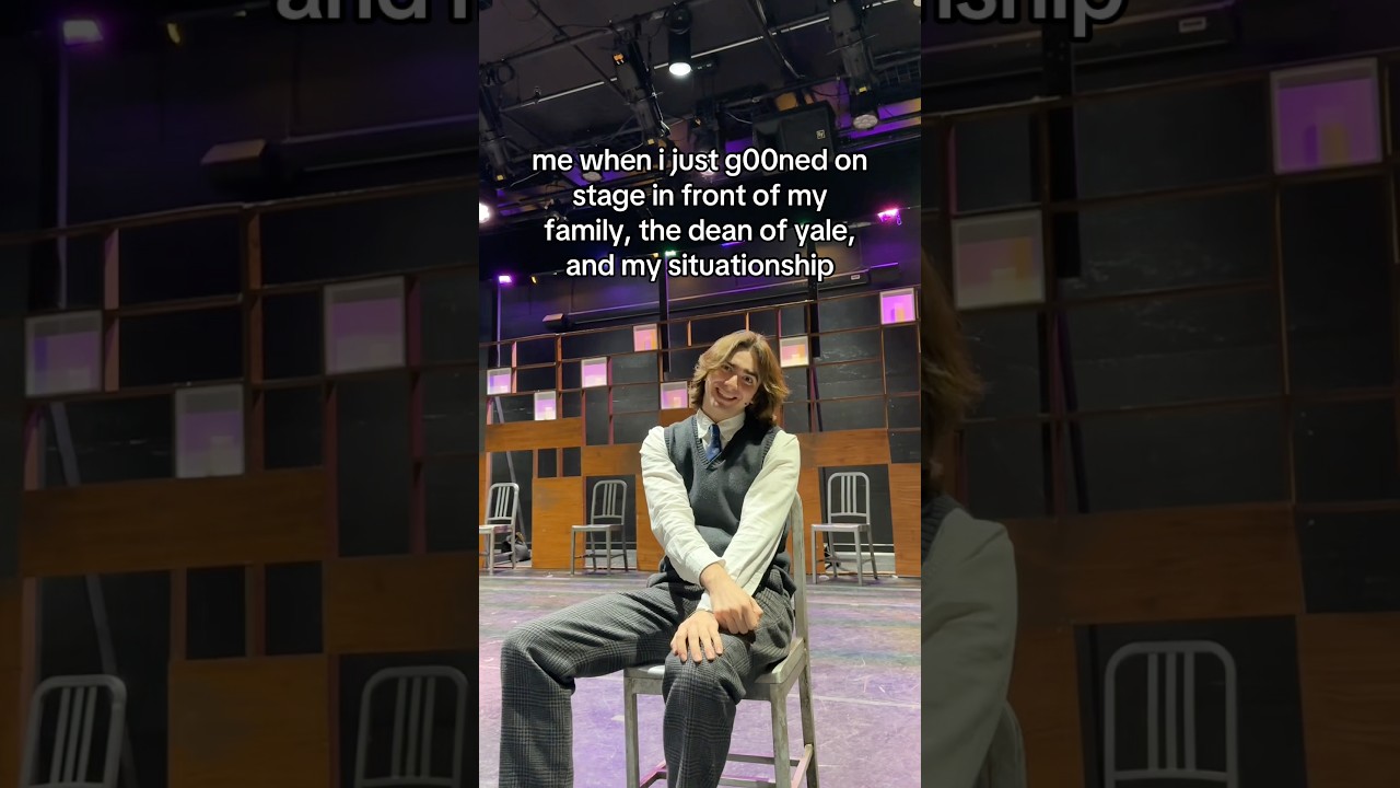 college theater at its finest 😙🤌 #funny #shorts #theatre