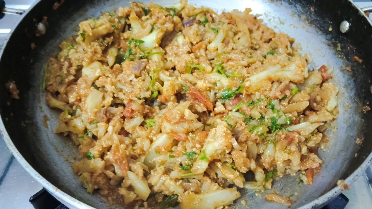 Cauliflower palya/Cauliflower fry for puri and chapathi ಹೂಕೋಸು ಪಲ್ಯ