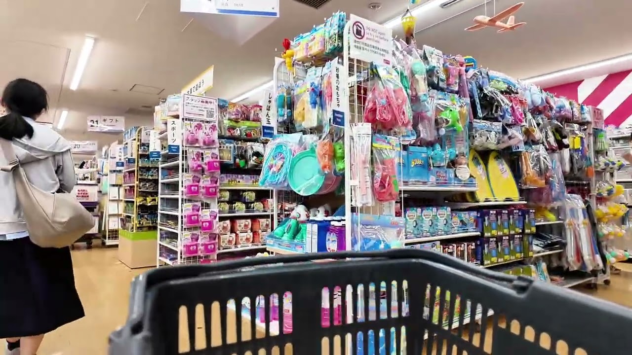 Шопинг в Daiso в Сибуе! 🛍️ Самые милые находки в Токио!