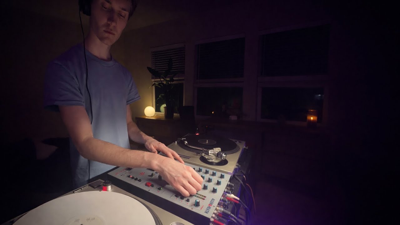 Hardgroove Techno Vinyl Set | 30 Minute Groovy Mix