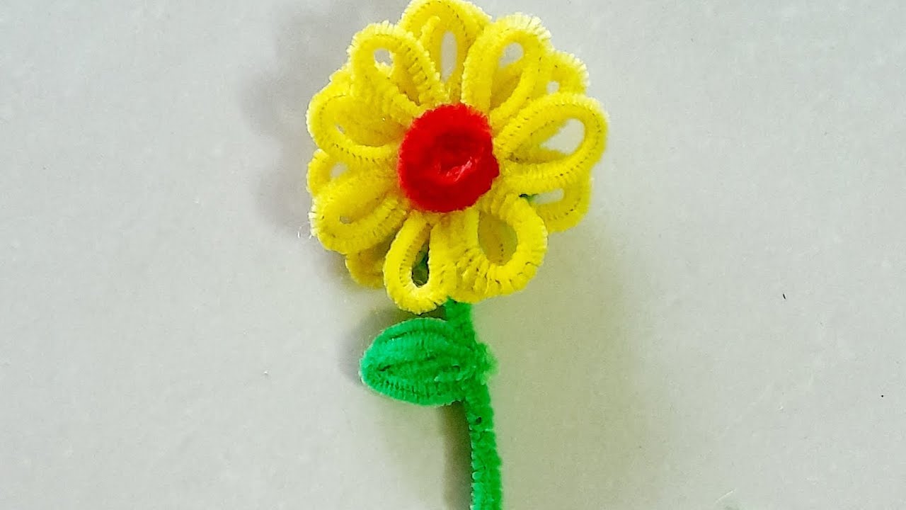DIY making Little flower using pipe cleaner     #diy #craft #pipecleanerart #cute 