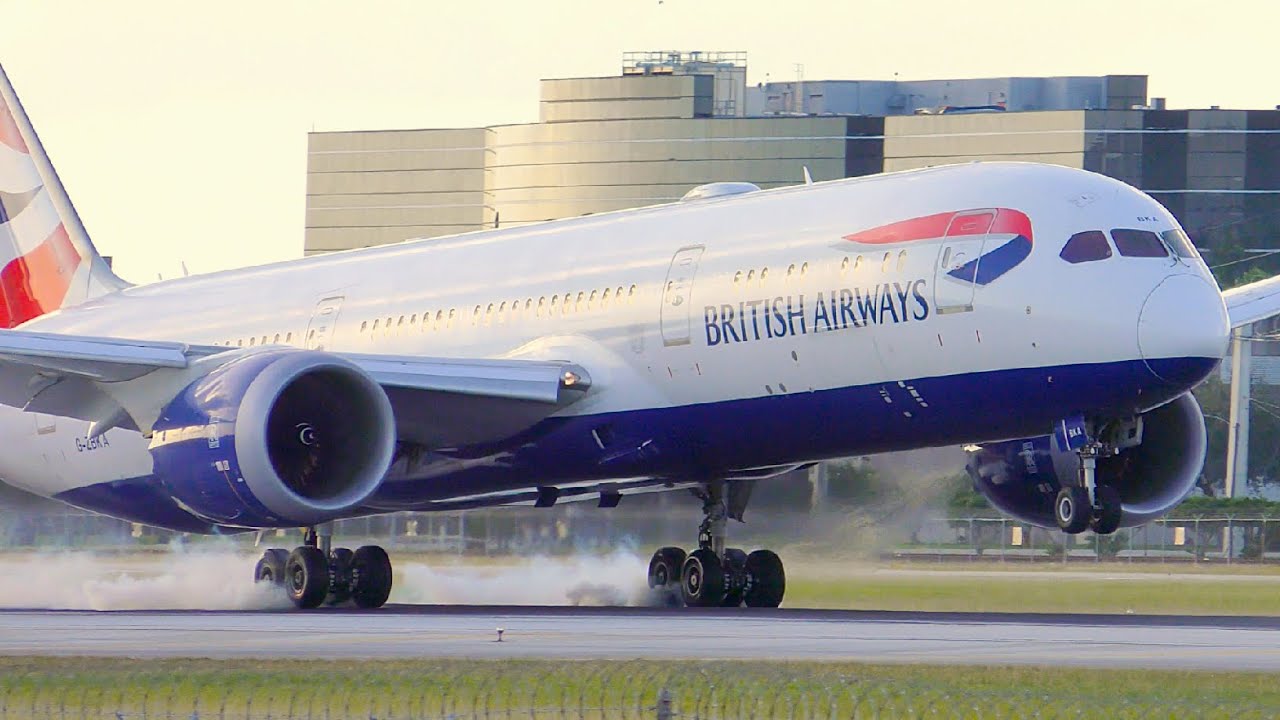 [4K] Plane Spotting Beautiful Arrivals | B747 B787 B777 A330 | Miami Int'l Airport.