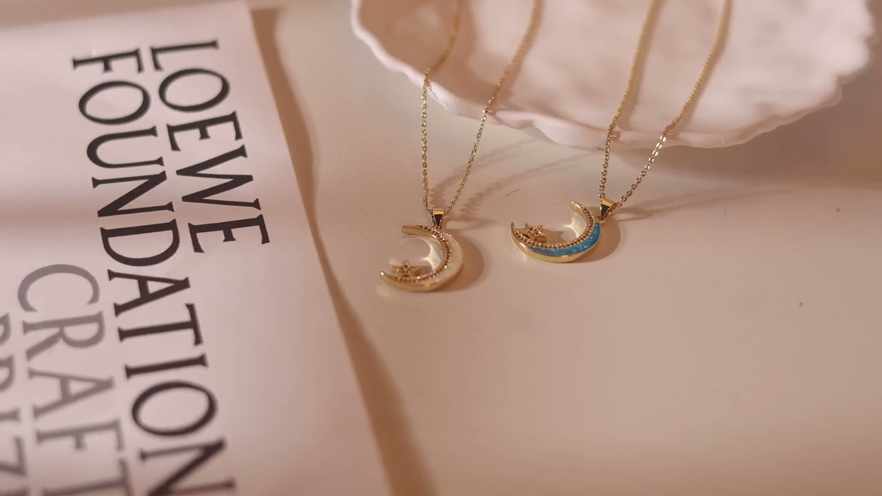 Shimmering Night: Zircon Moon Pendant Necklace - Radiate Your Enchanting Charm!