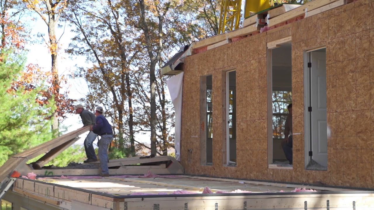 Building a Pleasant Valley home