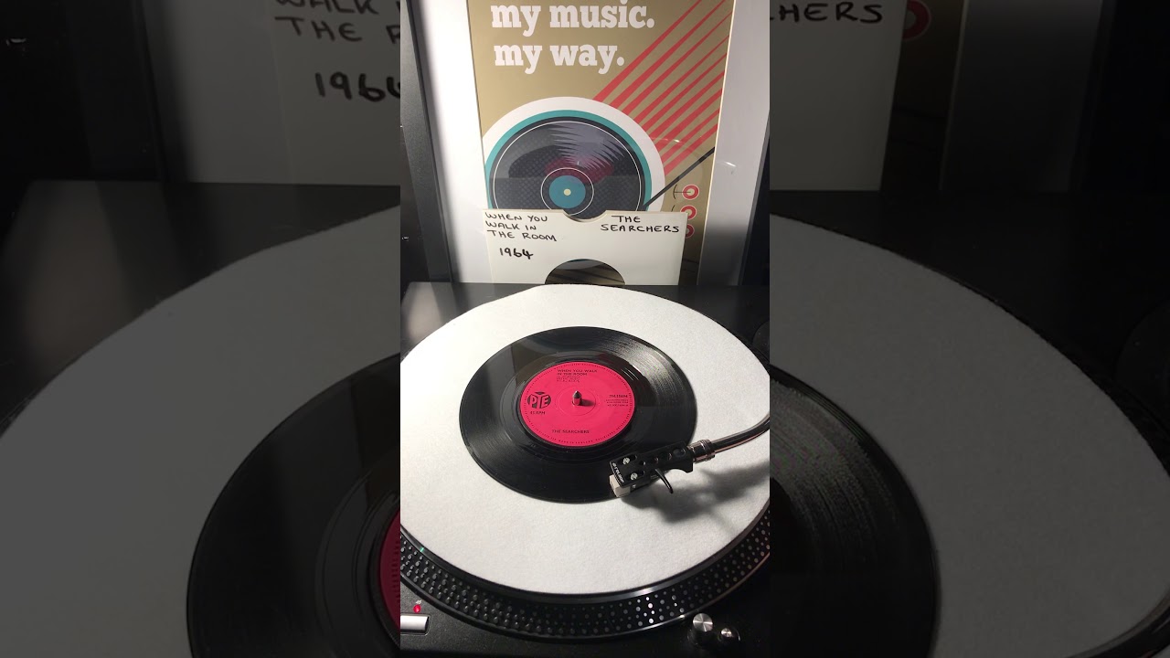 The Searchers - When You Walk In The Room ( Vinyl 45 ) From 1964.
