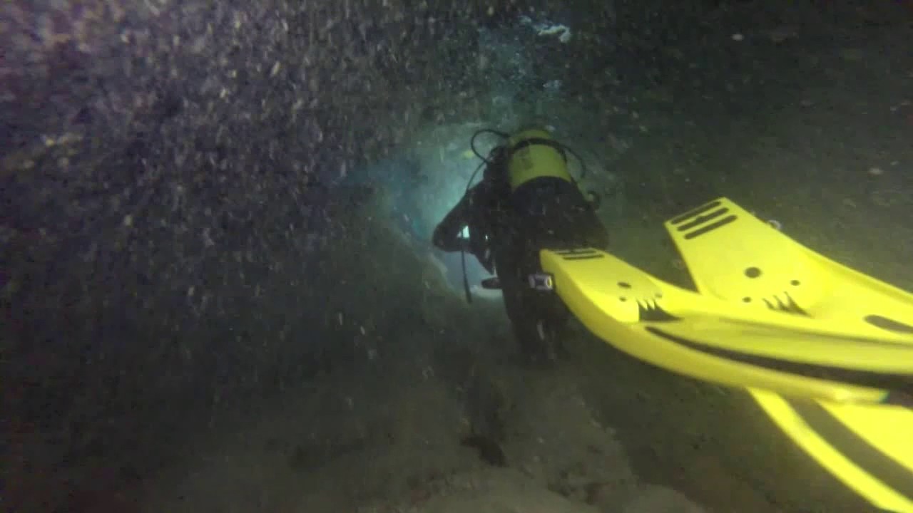 Diving in Montenegro. Caves. Ronjenje u Crnoj Gori