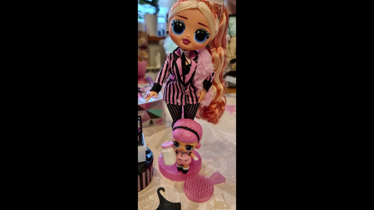 WINTER CHILL #icygurl #brrrbb #madamequeen #bigwig #unboxing
