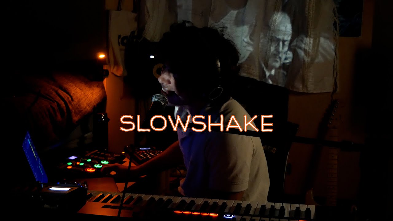 Teeny Dorm Concerts: Slowshake