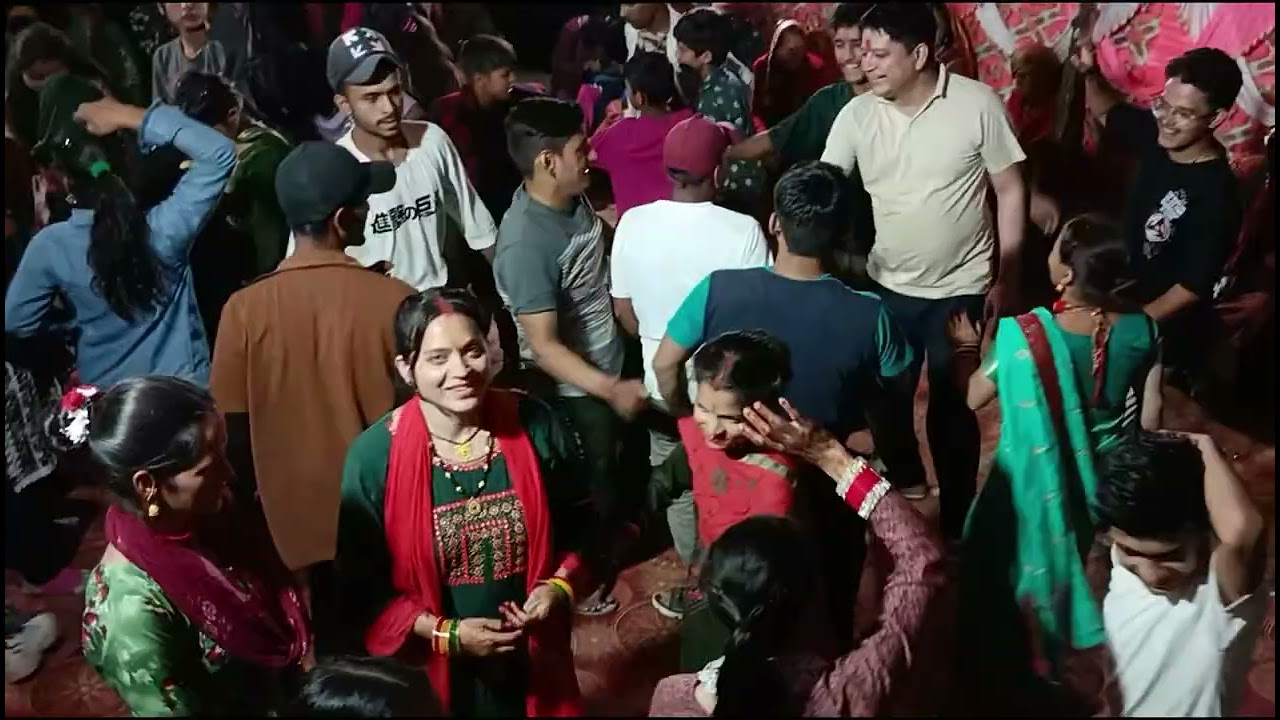 Pahadi shaadi dance vlogs 🥳|| #pahadi #shadi #dance #vlog #viral #video @FukraInsaan 