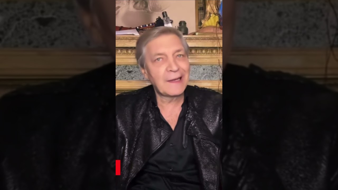 Жрецы Майя слушающие кактус.