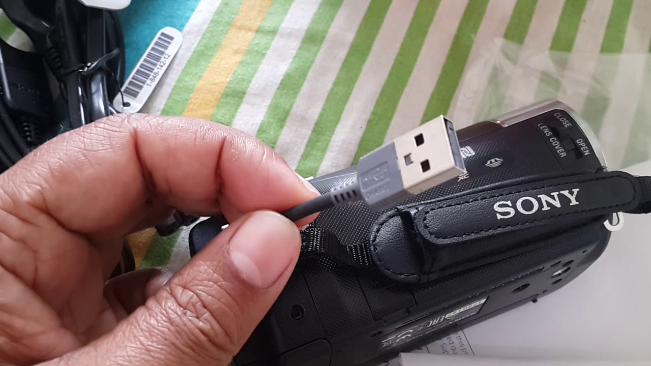 Sony HDR -PJ410 Full HD with Built-in Projector