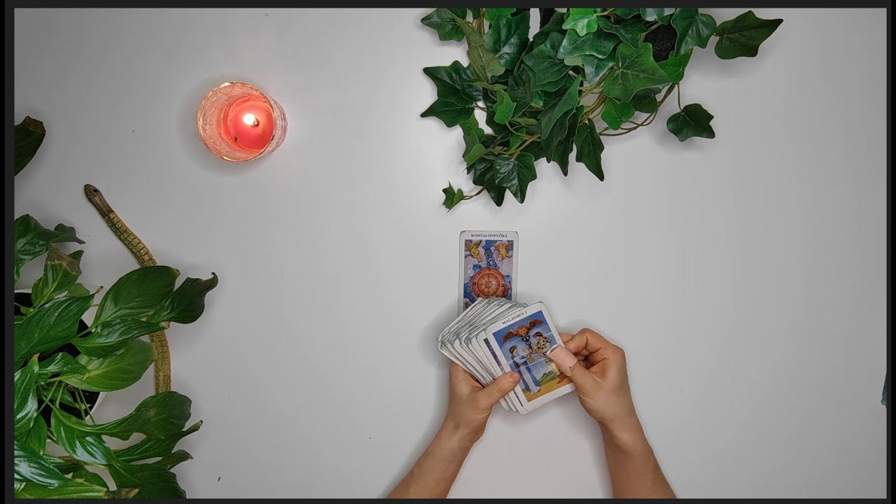 Tarot - Hän haluaa kohdata pelkonsa ja keskustella kanssasi 💬